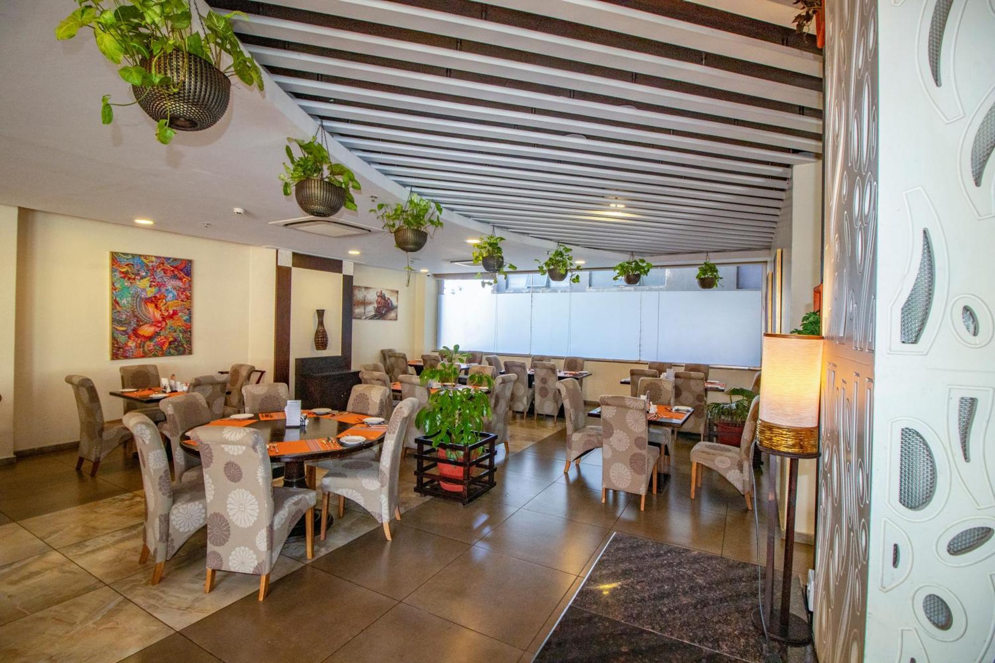 Golden Tulip Westlands Nairobi Hotell Exteriör bild
