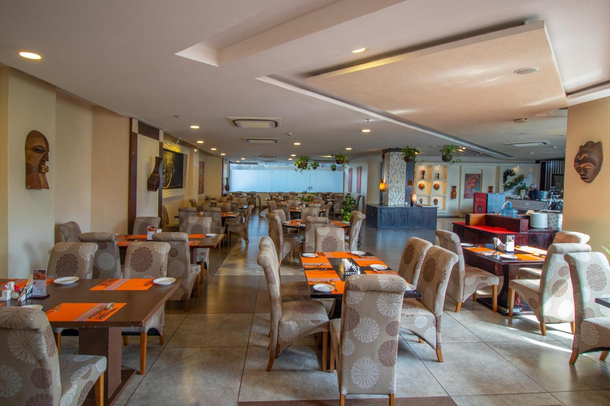 Golden Tulip Westlands Nairobi Hotell Exteriör bild