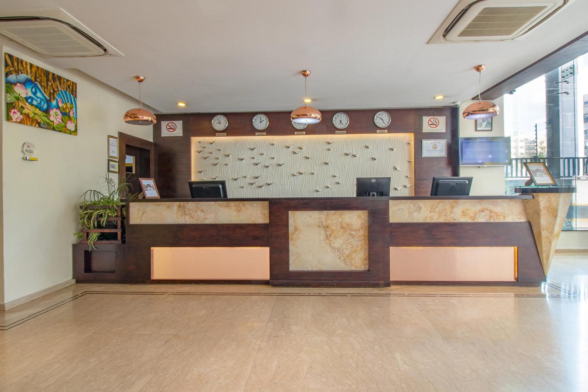 Golden Tulip Westlands Nairobi Hotell Exteriör bild