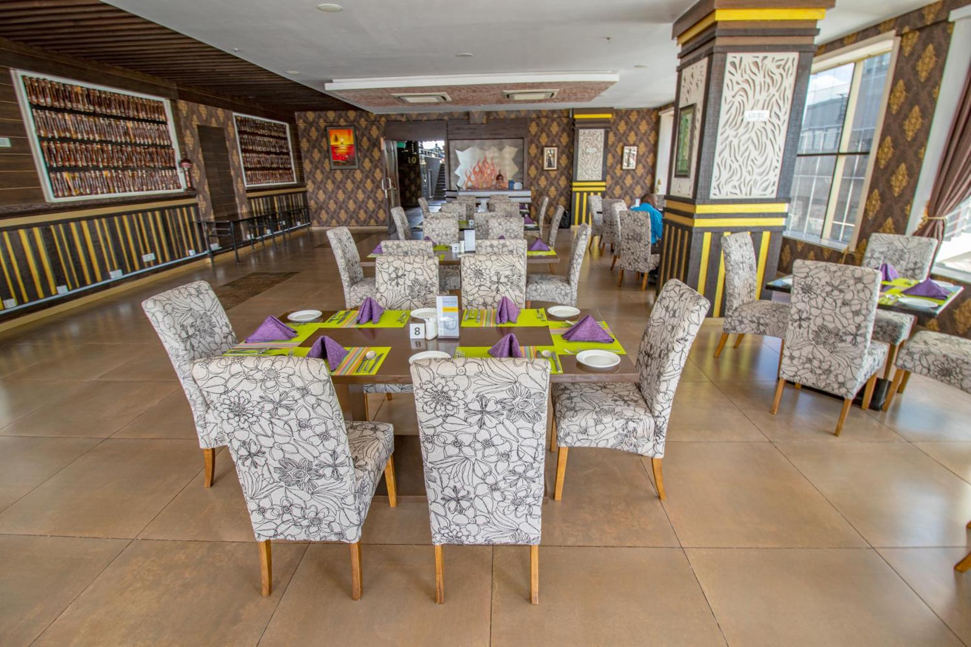 Golden Tulip Westlands Nairobi Hotell Exteriör bild